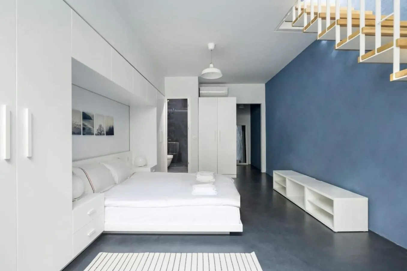 Apartment Newly Designed Central Modern Smart Duplex! #143 Istanbul